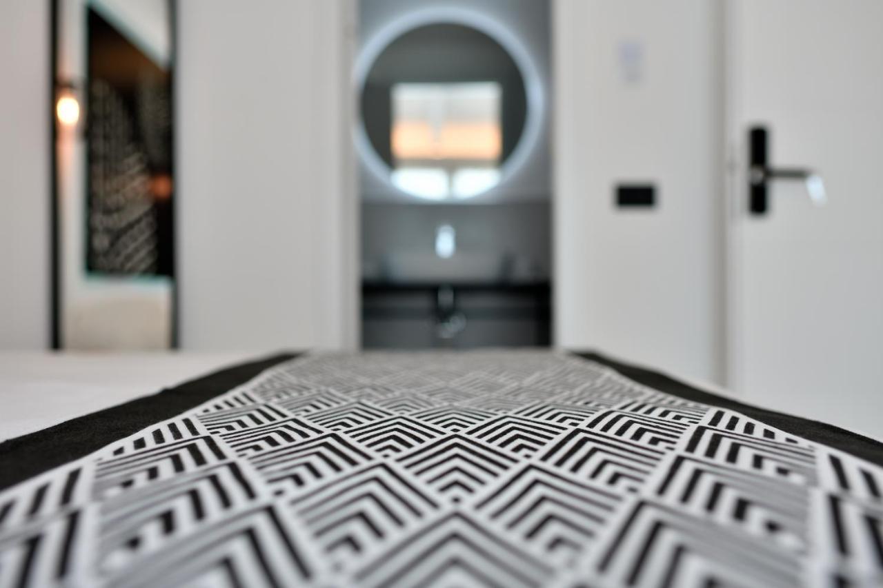 Cara a Bentu - Charming Rooms Tortoli Bagian luar foto